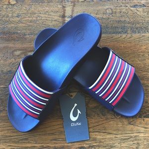 OluKai Premium Footwear Women’s KIPUNI Slide Sandal Limited Edition💙❤️🤍 Size 7
